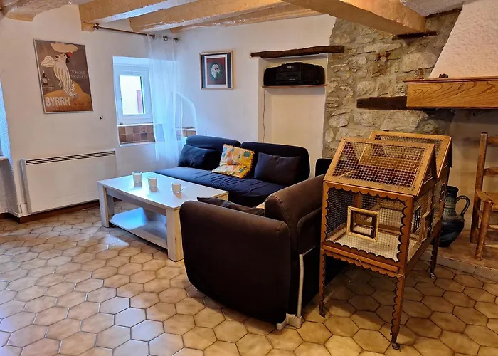 Maison Au Village Du Livre