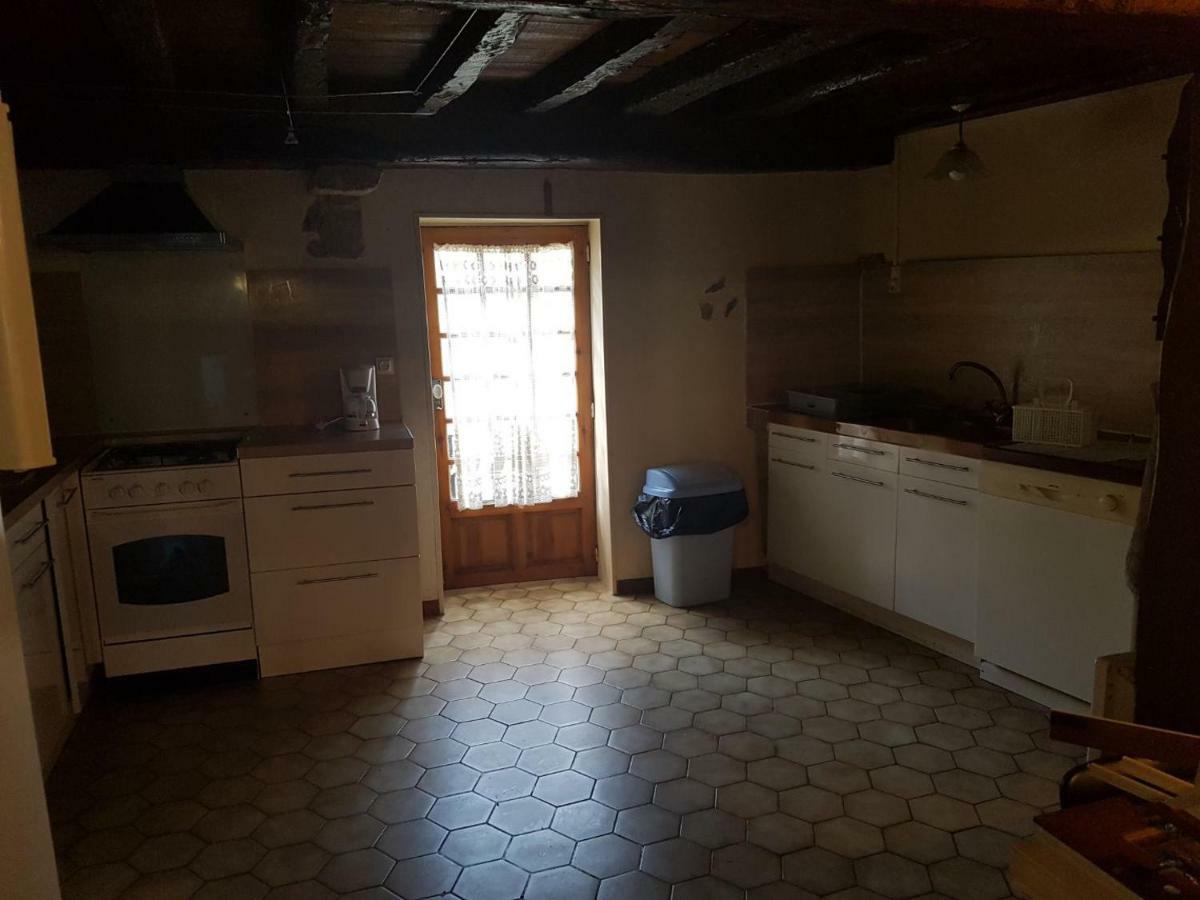 Maison Au Village Du Livre Holiday home *