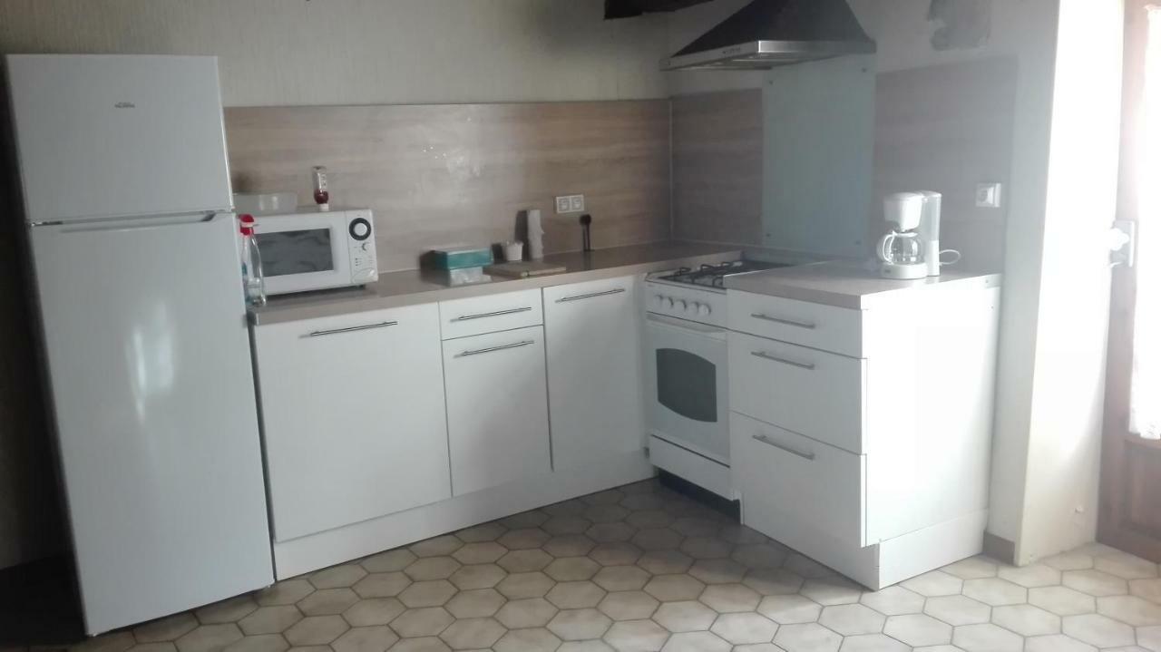 Holiday home Maison Au Village Du Livre *
